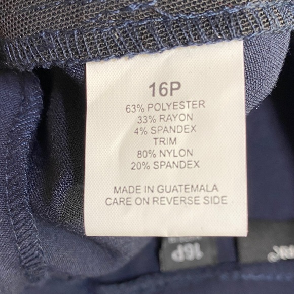 Briggs New York Women's Navy Trousers Slacks Size 16 P Tummy Control NWT - Picture 11 of 12